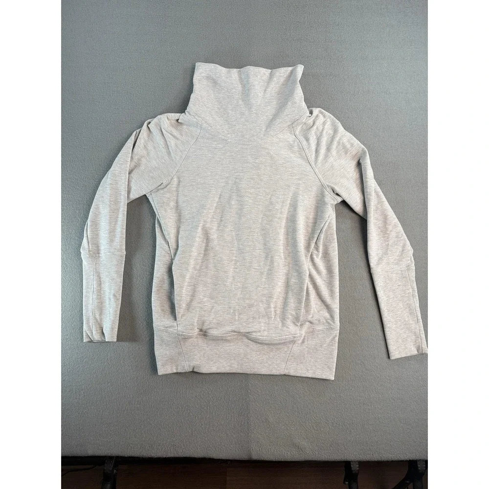 Lululemon Funnel Neck Sweatshirt Womens 6 Gray Turtleneck Pullover Pleated Back